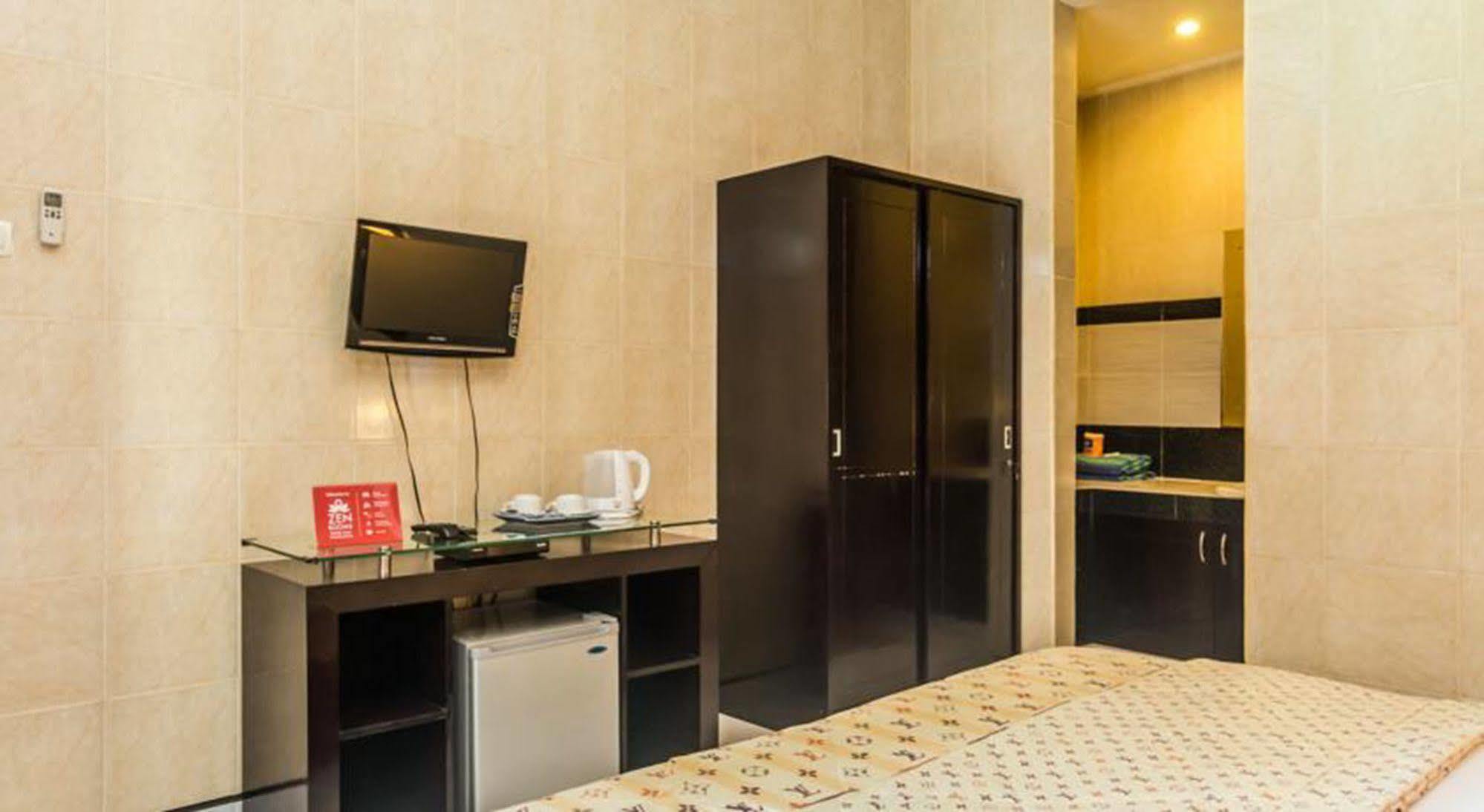 Hotel Denays House Jimbaran Exterior foto